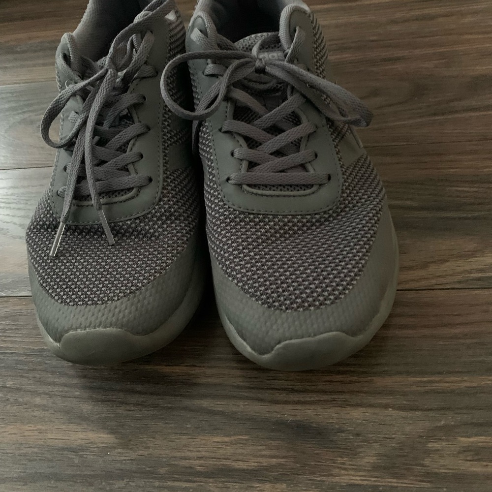 Adidas cloudfoam - Picture 2 of 3